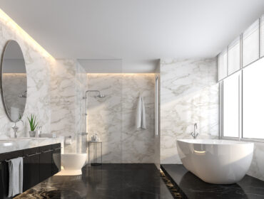 Luksuzno kupatilo: crno-bela kombinacija mermera