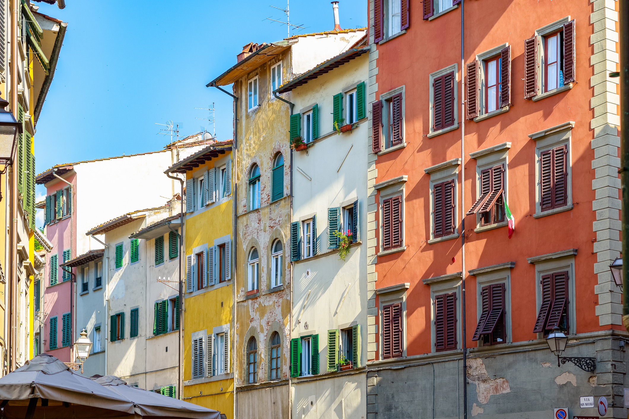Spoj tradicije i umetnosti: Stan u Firenci koji oduzima dah