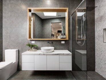 Ogledala za kupatilo: Oblik, stil i funkcionalnost