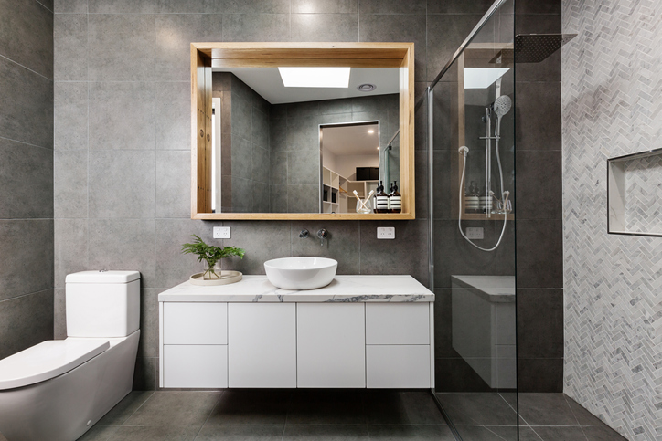 Ogledala za kupatilo: Oblik, stil i funkcionalnost