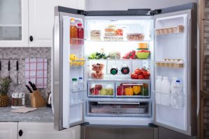 Kako da frižider u kuhinji izgleda luksuzno