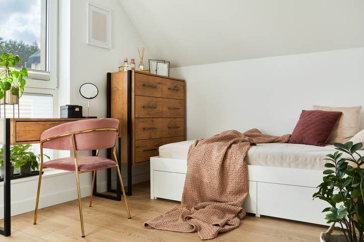 Nameštaj za opremanje male spavaće sobe: 5 korisnih saveta