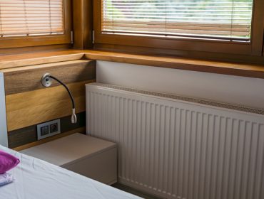 Pametni trikovi za radijatore: Kako da ih sakrijete na stilski način
