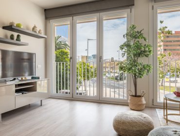 Dvosoban stan od 58 m² u osvežavajućim bojama: Primer kako dekoracija menja sve