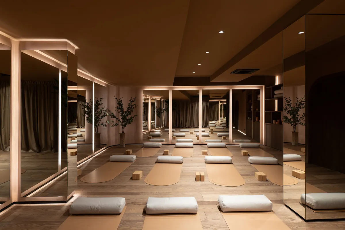 Satya Yoga studio na Dedinju: Oaza mira u znaku orijenta