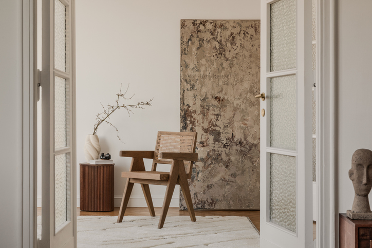 Kako ukrasiti zidove bez slika i ramova: 6 inspirativnih rešenja