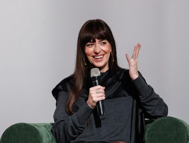 Dnevna soba Dakote Džonson otkriva najlepši retro enterijer